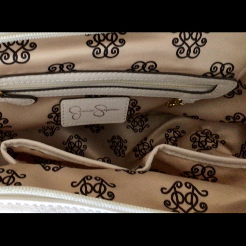 Jessica Simpson GREAT GIFT!! adjustable strap for comfort. - Picture 3 of 16